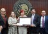 Entrega Congreso premio “Norma Corona Sapién” a la activista Yesenia Rojo