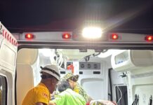 Rescatan al Primer Trabajador de la Mina Santa Fe, en Sinaloa