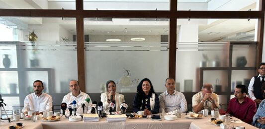 El 99.5% de turistas volverían a vacacionar en Mazatlán: Canaco