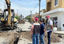 Inician rehabilitación de drenaje en la calle Juan de la Barrera en la colonia Olímpica