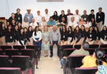 Estudiantes de turismo realizan foro de organizaciones sociales con participación de 18 organismos.