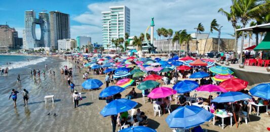 Más de 94 mil personas disfrutaron de Mazatlán el sábado de Semana Santa