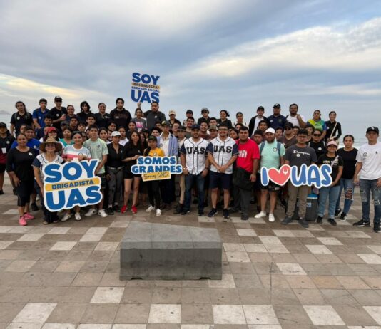 Encabeza la UAS Jornada Nacional de Tequios por la Tierra con limpieza masiva de playas en la Unidad Regional Sur