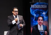 Presentan “Riesgología” del Dr. Roy Navarrete en el TAP