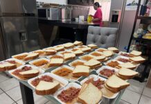 Comedor Humanitario Mazatlán Sigue en su Noble Tarea de Ayudar Cientos de Personas, la Mayoría Vulnerables