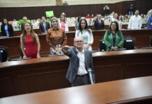 Aprueba Congreso de Sinaloa licencia del diputado Bernardino Antelo y toma protesta a su suplente Lauro Gallardo