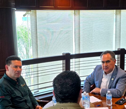 El Rector Jesús Madueña e IMSS-Bienestar Sinaloa realizan reunión de trabajo, en busca de coordinar acciones para fortalecer campos clínicos y servicio social