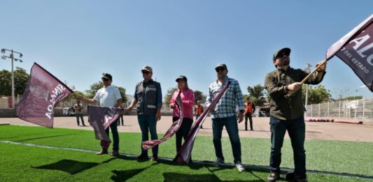Gobernadora Yeraldine Bonilla supervisa obras de rehabilitación de unidades deportivas populares