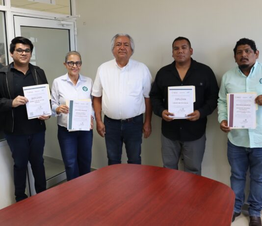 Personal de la Universidad Tecnológica de Escuinapa recibe distinciones de perfil deseable por la Subsecretaría de Educación Superior.
