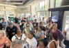 Familias mazatlecas protestan por aumentos en recibos de la CFE