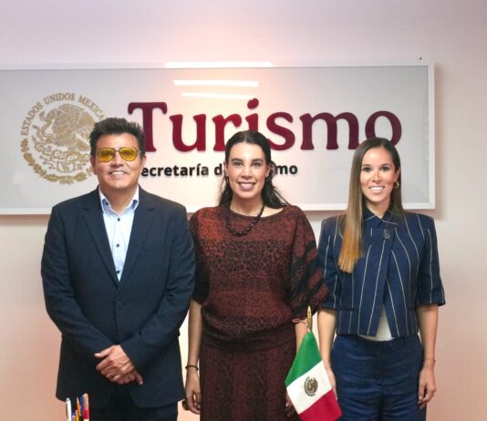 Amado Guzmán presenta proyectos para fortalecer el turismo de Sinaloa