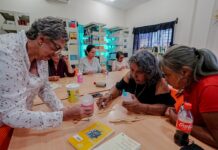 Las bibliotecas públicas municipales abrazan al adulto mayor