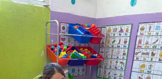 “Ser maestra es nacer con la chispa de servir”