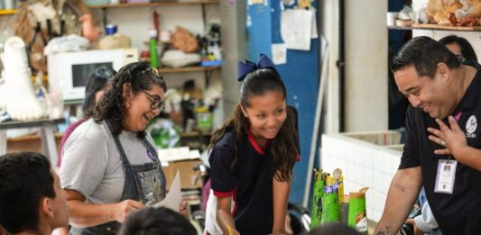 Cultura en movimiento le abre las puertas a alumnos del CAM 50