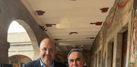 Gestiona el Rector Jesús Madueña ante el subsecretario Ricardo Villanueva Lomelí, recursos extraordinario para hacerle frente a la crítica situación financiera de la UAS