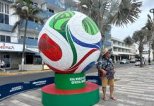 Todo listo para la fiesta futbolera en Olas Altas
