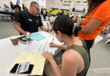 Realizan Feria Nacional del Empleo en Mazatlán con más de 400 vacantes disponibles