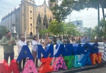Grupo Petroil patrocina parador turístico “Amamos Mazatlán” en la Plazuela República