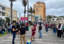 Visitantes y mazatlecos viven la fiesta mundialista en Olas Altas