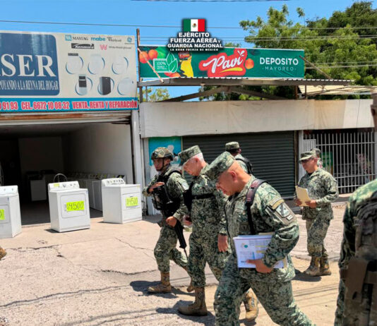 Secretario de la Defensa Nacional supervisa operativo de seguridad en Culiacán