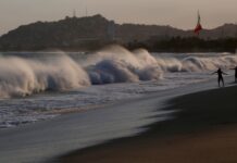 Por mar de fondo, pescadores enfrentan más de 15 días sin actividad