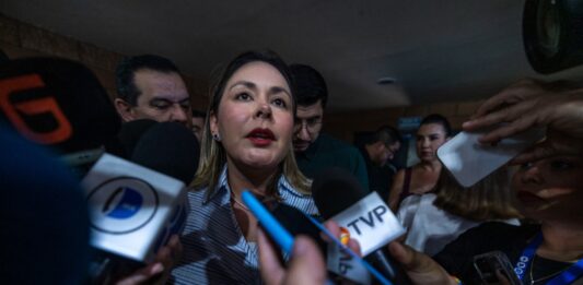 Familias de desplazados ya empezaron a regresar a sus comunidades: Gobernadora Yeraldine