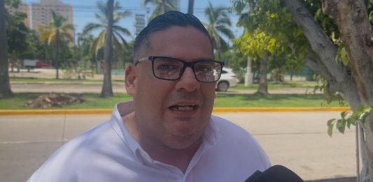 Lleva DIF Mazatlán agua a comunidades de difícil acceso