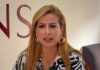 Regidora Mylai Quintero en Defensa de que se Siga Alimentando a los Gatos en su “Santuario” de la Escollera en Mazatlán
