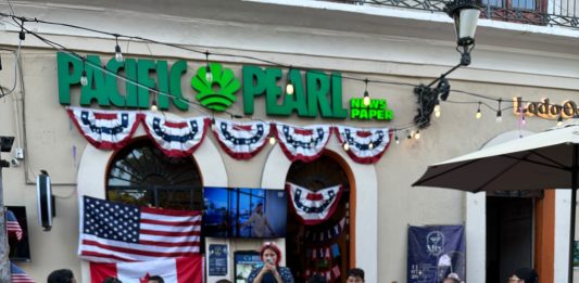 Pacific Pearl celebra el Día de la Independencia de Estados Unidos y Canadá en el corazón de Mazatlán