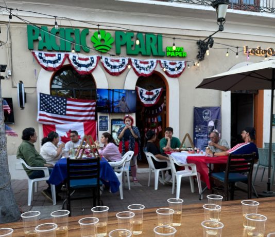 Pacific Pearl celebra el Día de la Independencia de Estados Unidos y Canadá en el corazón de Mazatlán