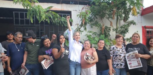 Estrella Palacios culmina intensa jornada de recorridos en las colonias Nakayama y 5 de Febrero de Culiacán