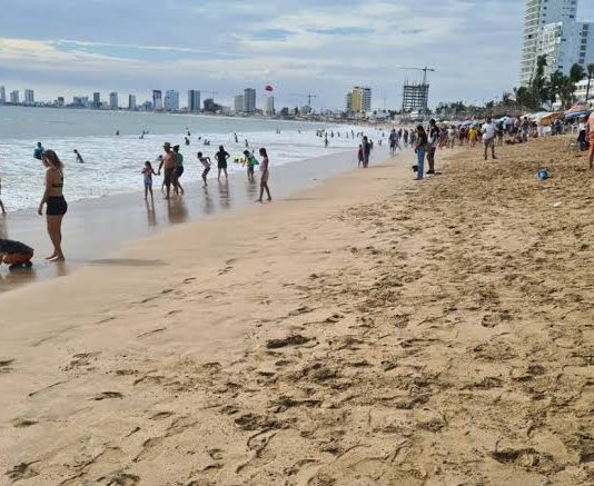 Baja el oleaje, pero continúan las corrientes de retorno: Salvamento Acuático