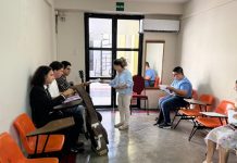 Aspirantes presentan examen teórico para ingresar a la Escuela de Música en el CMA