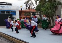 Estudia danza folklórica y vive las tradiciones de México