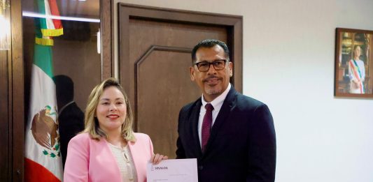 Nombra Gobernadora Yeraldine Bonilla a Efraín Barrios Castañeda, subsecretario de SEBIDES